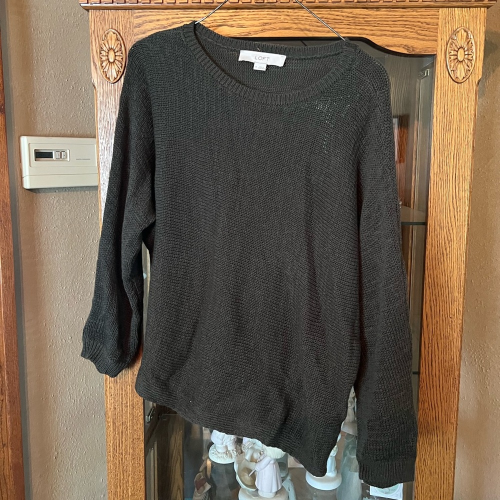 The Loft Women’s Sweater Size Medium